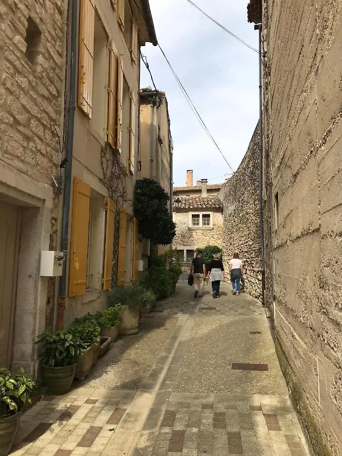 Gîte de Catherine Saint Didier  Saint Didier (Vaucluse)